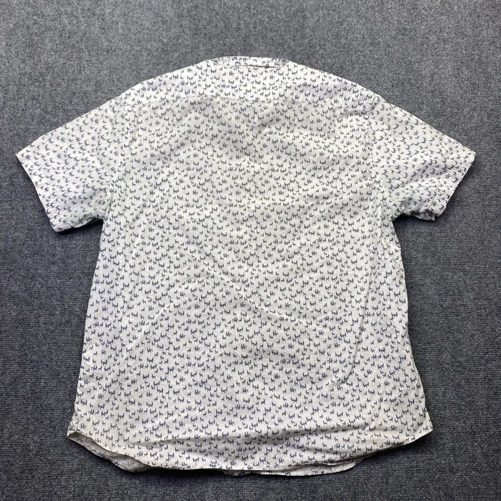 Banana Republic Men XL Llama Print Short Sleeve Button Down Shirt Slim Fit White